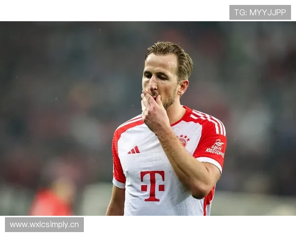 哈里·凯恩支点与对抗能力解析：传统中锋属性是否全面