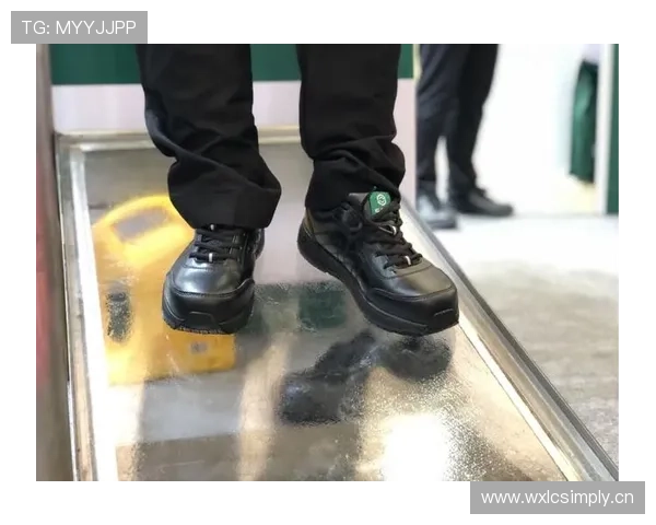 仲满居然有穿着比他比赛还贵的那双鞋，普通人穿一辈子攒不到啊！