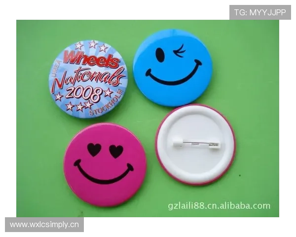 潘晓婷家里冰箱贴全是奖牌，连瓶矿泉水都放不下